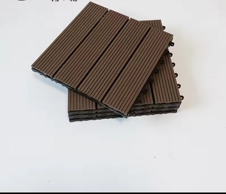 테라스 나무 플라스틱 복합 커피 WPC 300*300mm 바닥 타일 부드러운 야외 정원